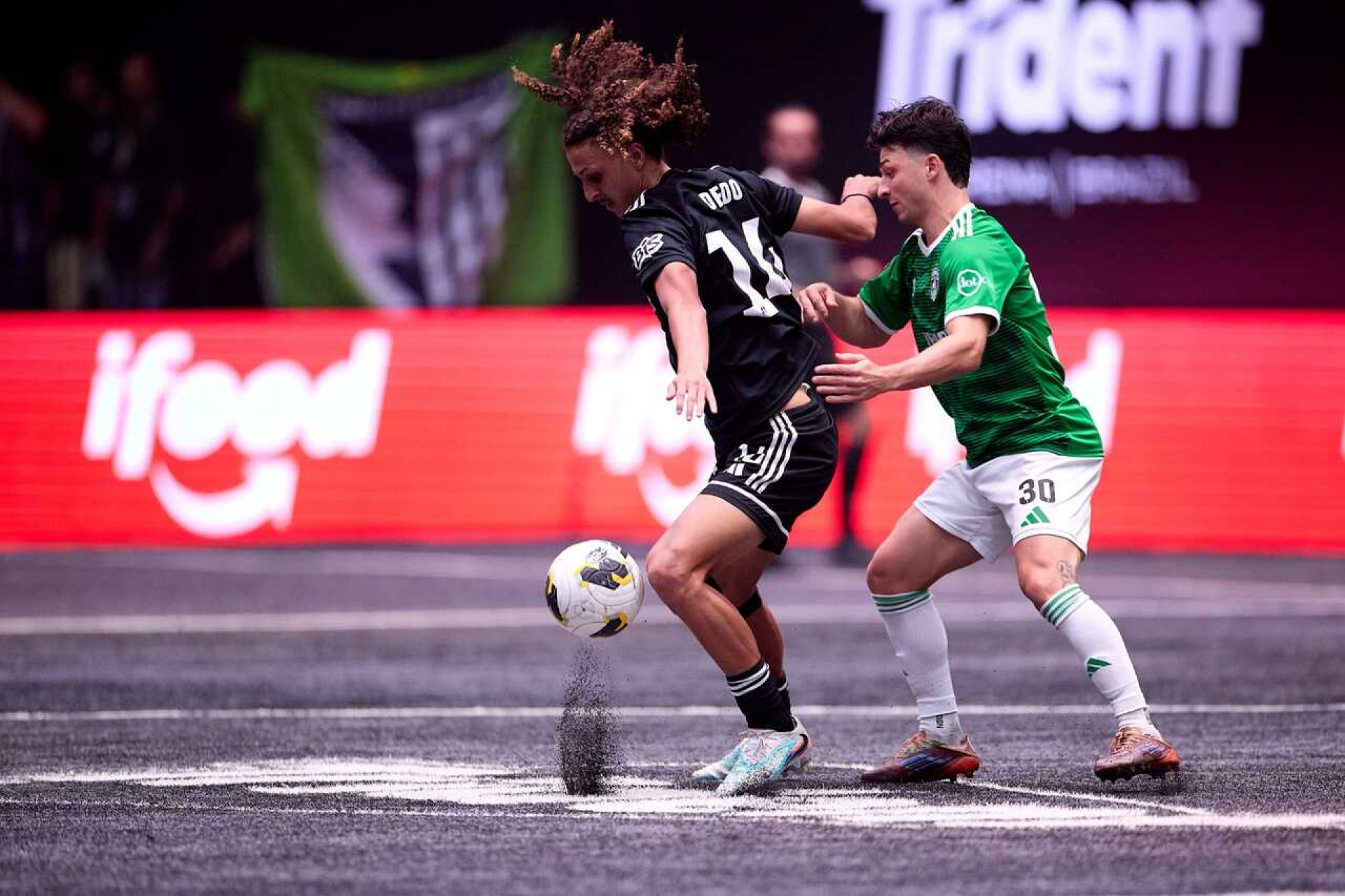 Matheus “Dedo” faz quatro gols e Furia se despede da Kings League com vit&oacute;ria