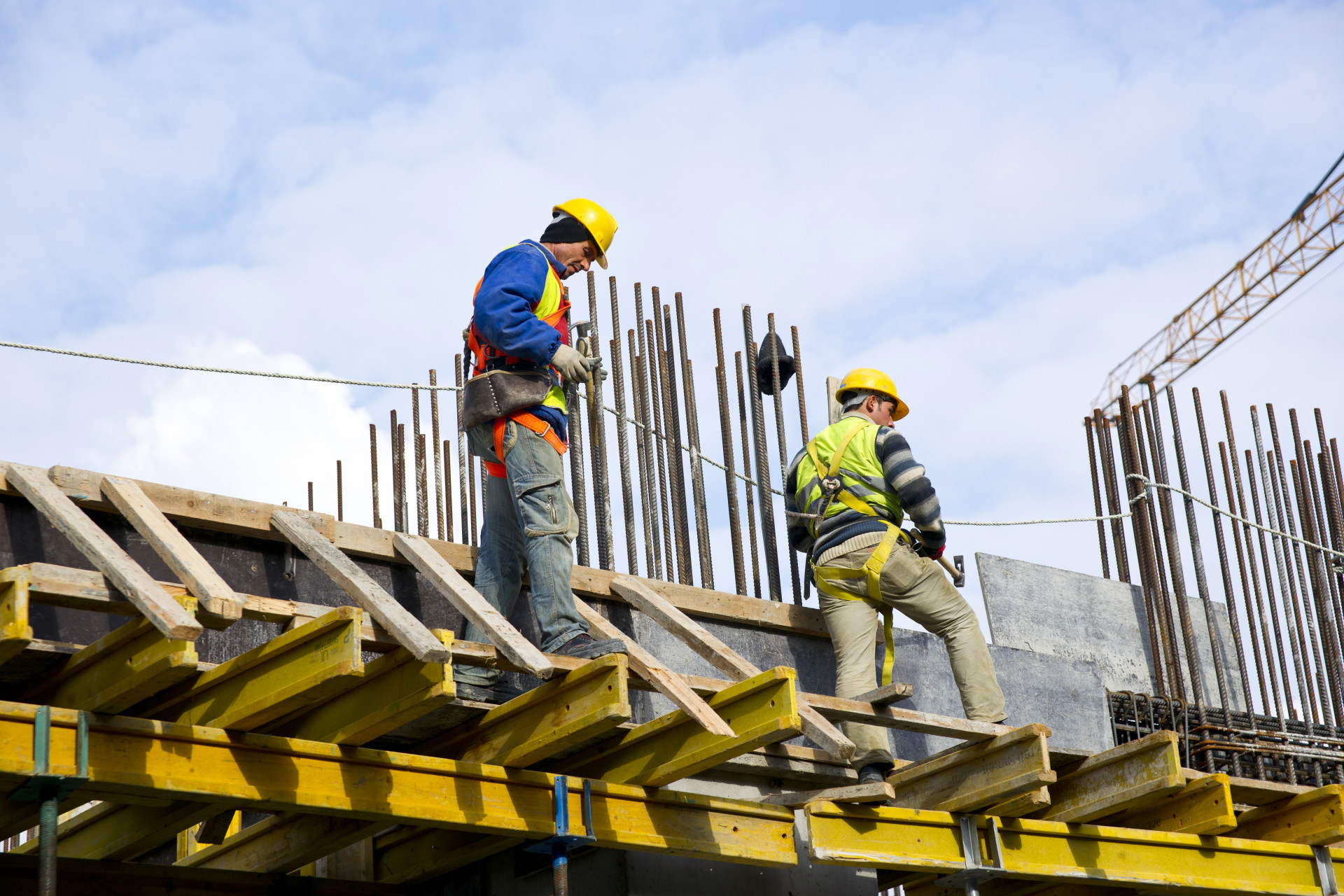 Indústria de materiais de construção cresce após nove meses de queda