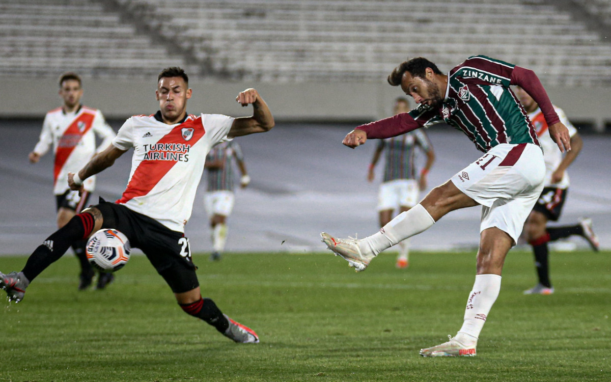 Sob risco na Libertadores, Fluminense tenta reviver classificações na Argentina