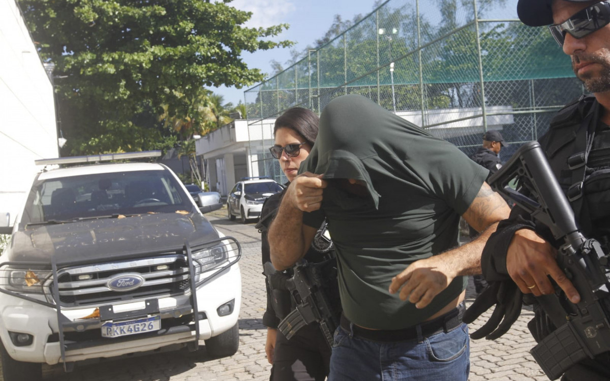 Presos e materiais apreendidos foram encaminhados para Cidade da Polícia - Reginaldo Pimenta/Agência O DIA