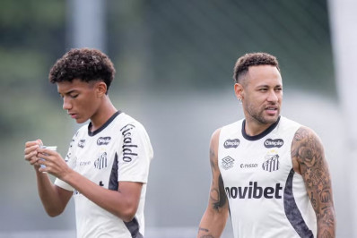 Santos admite clima pesado após confusão entre Neymar e Robinho Jr