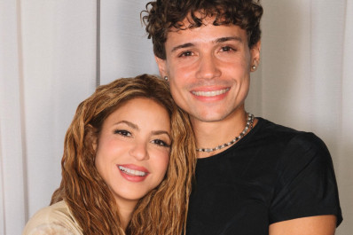 Shakira conhece brasileiro que encontrou força em suas músicas durante tratamento contra câncer