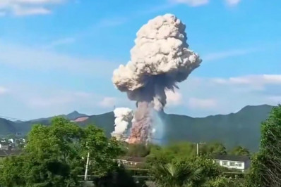 Fábrica de fogos de artifício explode e mata ao menos 26 pessoas na China
