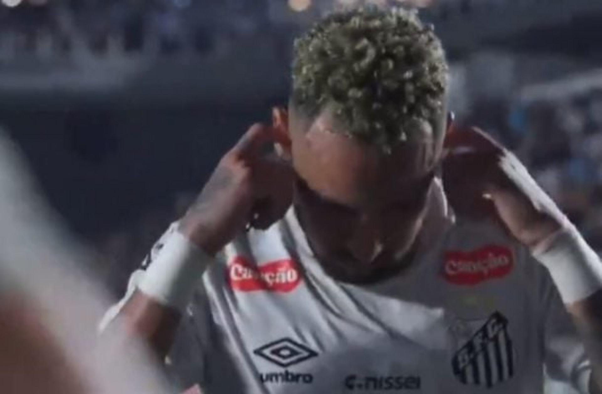 Neymar &eacute; criticado por Luana Piovani ap&oacute;s acusa&ccedil;&atilde;o envolvendo Robinho Jr
