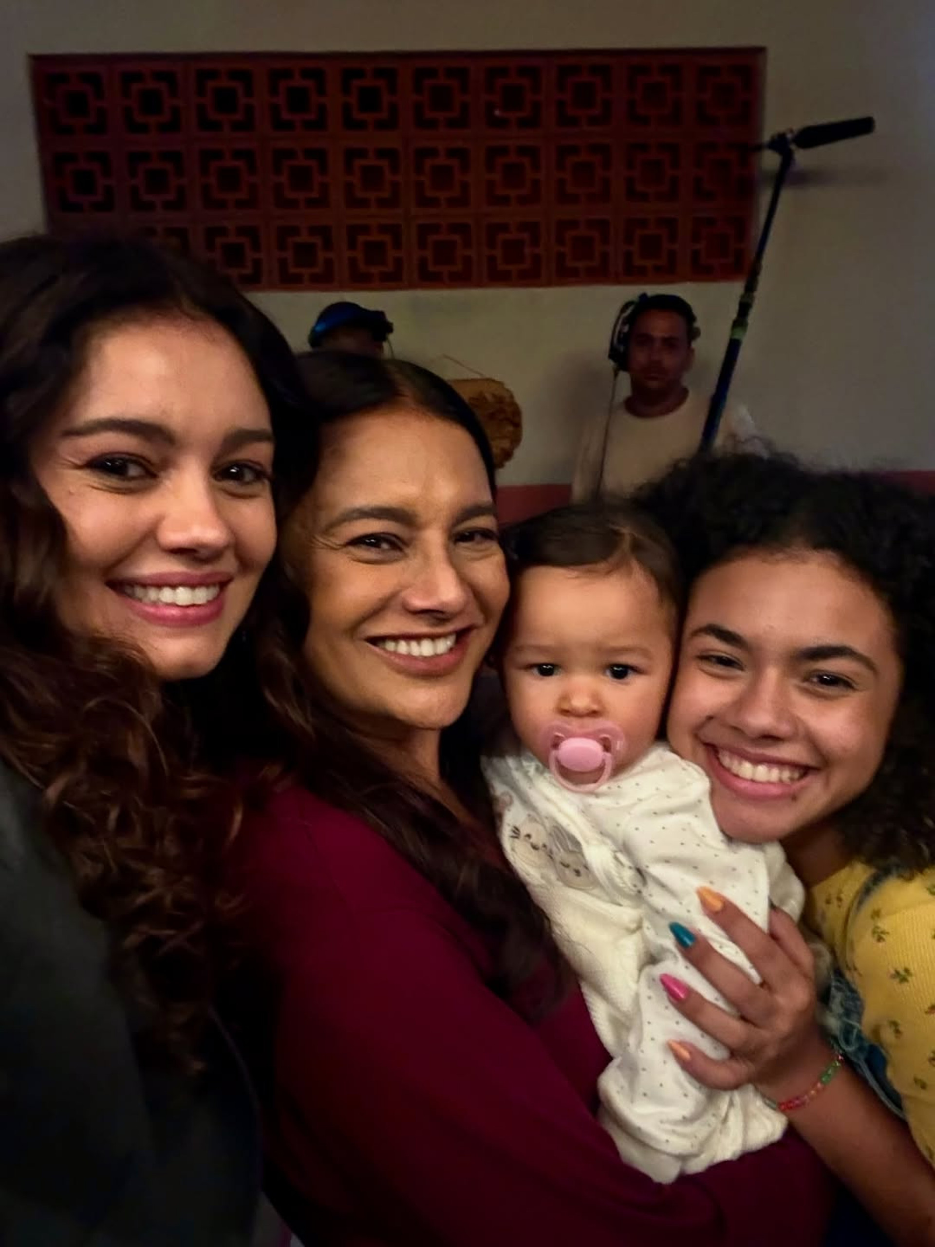 Dira Paes fala sobre reencontro de personagem com bisneta em 'Três Graças'