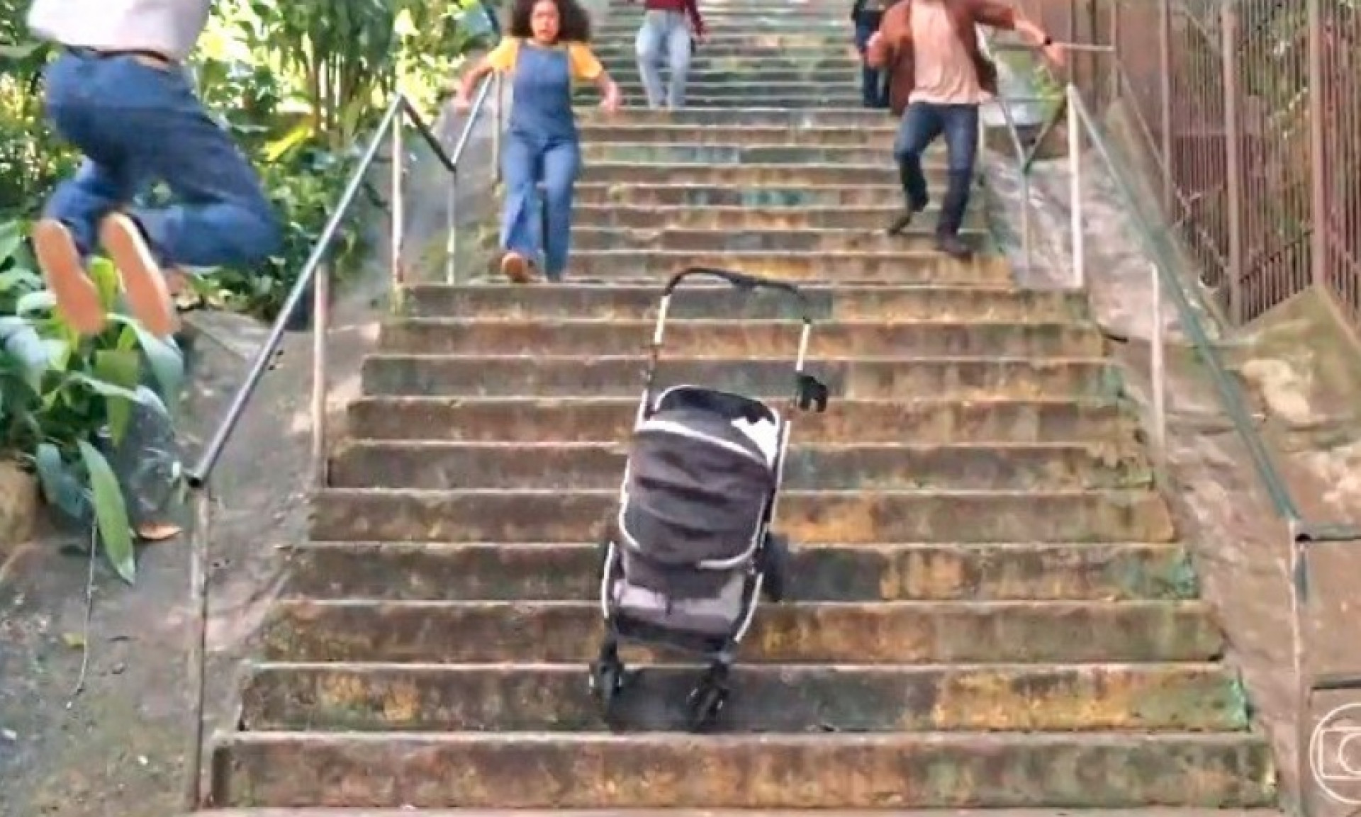 Na reta final de Três Graças, Raul (Paulo Mendes) salva a filha - Reprodução de vídeo