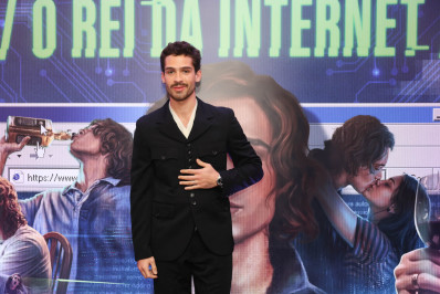 João Guilherme fala sobre cenas de nudez em novo filme e preservação da vida pessoal