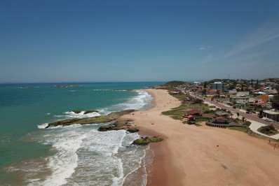 Turismo em alta: ocupação hoteleira chega a 80% e movimenta economia de Rio das Ostras
