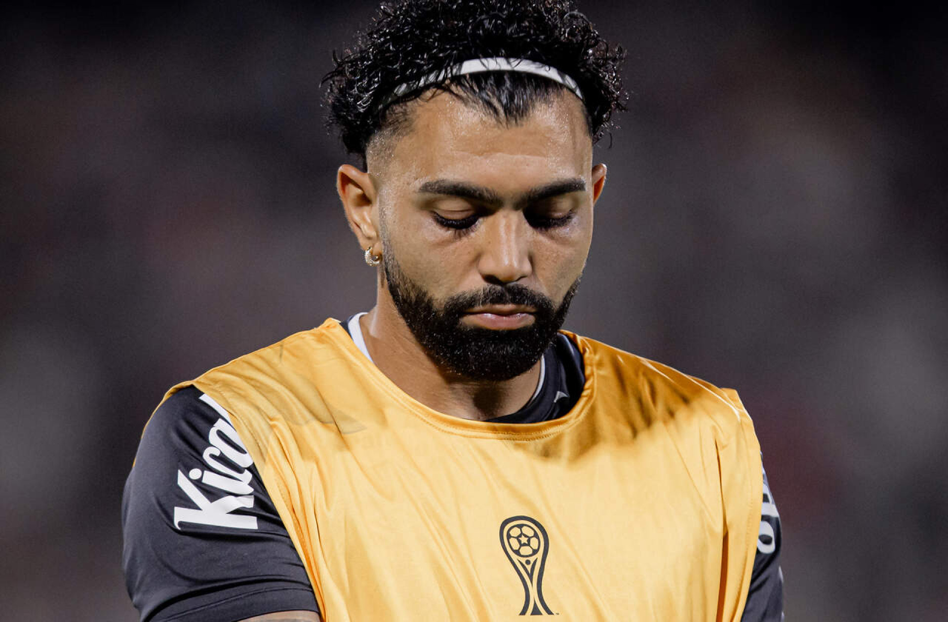Gabigol usa as redes para lamentar trope&ccedil;o do Santos e justifica ida ao vesti&aacute;rio