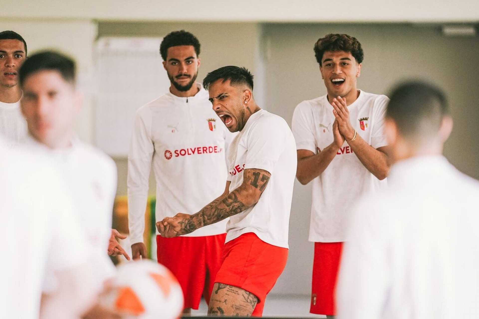 Freiburg x Braga: onde assistir, escala&ccedil;&otilde;es e arbitragem