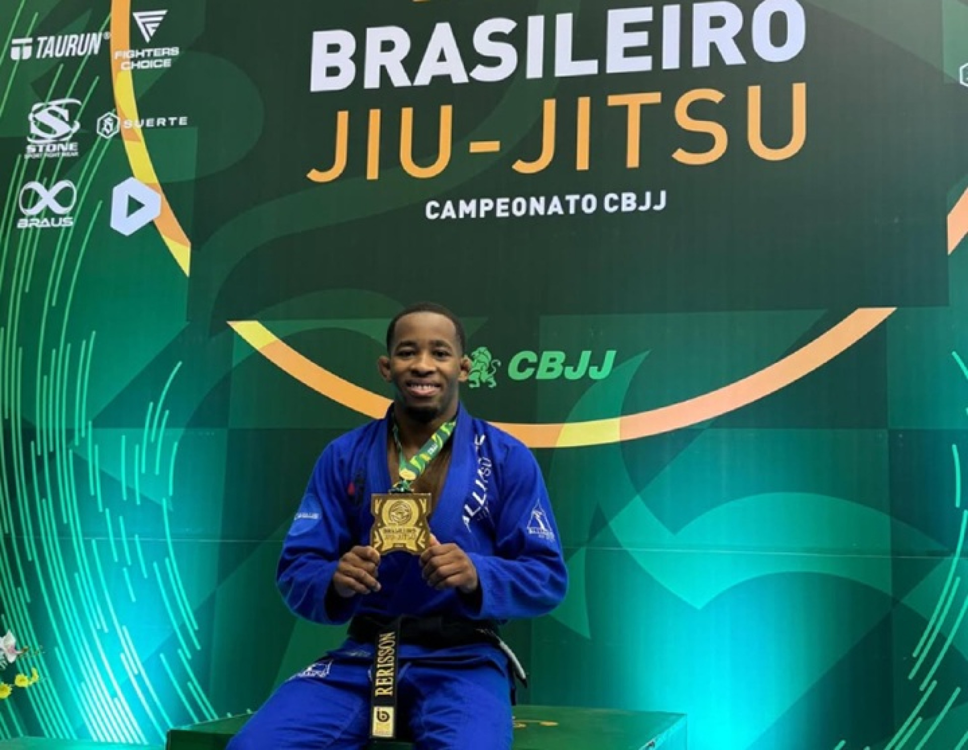 Rerisson Gabriel destaca tranquilidade e concentração para conquistar título no Brasileiro da CBJJ: ‘Marco importante’