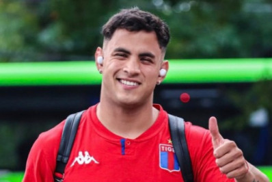 Flamengo negocia a contratação de atacante de clube argentino