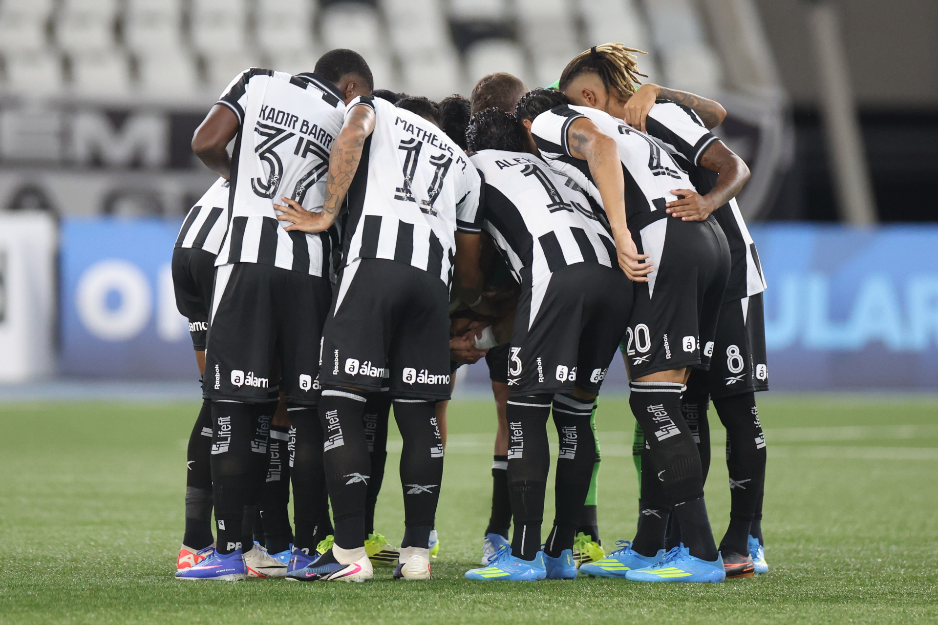 Com aval da Justiça, Botafogo fará empréstimo para pagar salários de maio