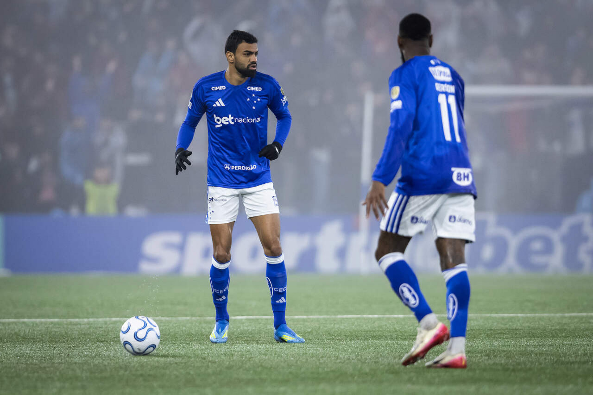 Com um a menos, Cruzeiro arranca empate no Chile pela Libertadores