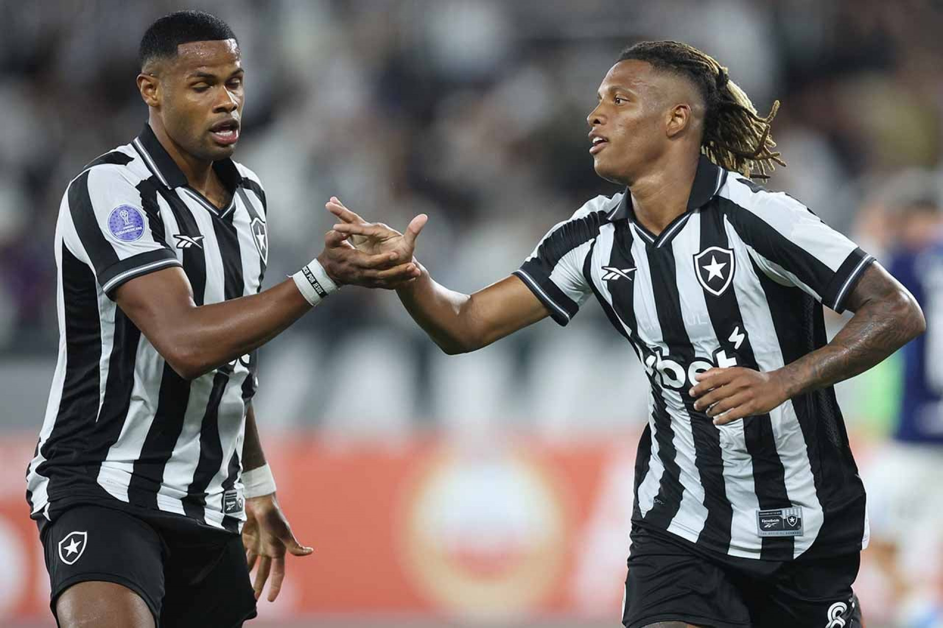 Danilo celebra boa fase no Botafogo: “Espero estar agradando Ancelotti”