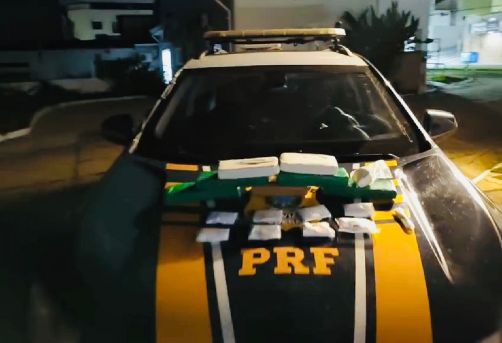 Idoso de 74 anos é preso pela PRF por tráfico de maconha e cocaína