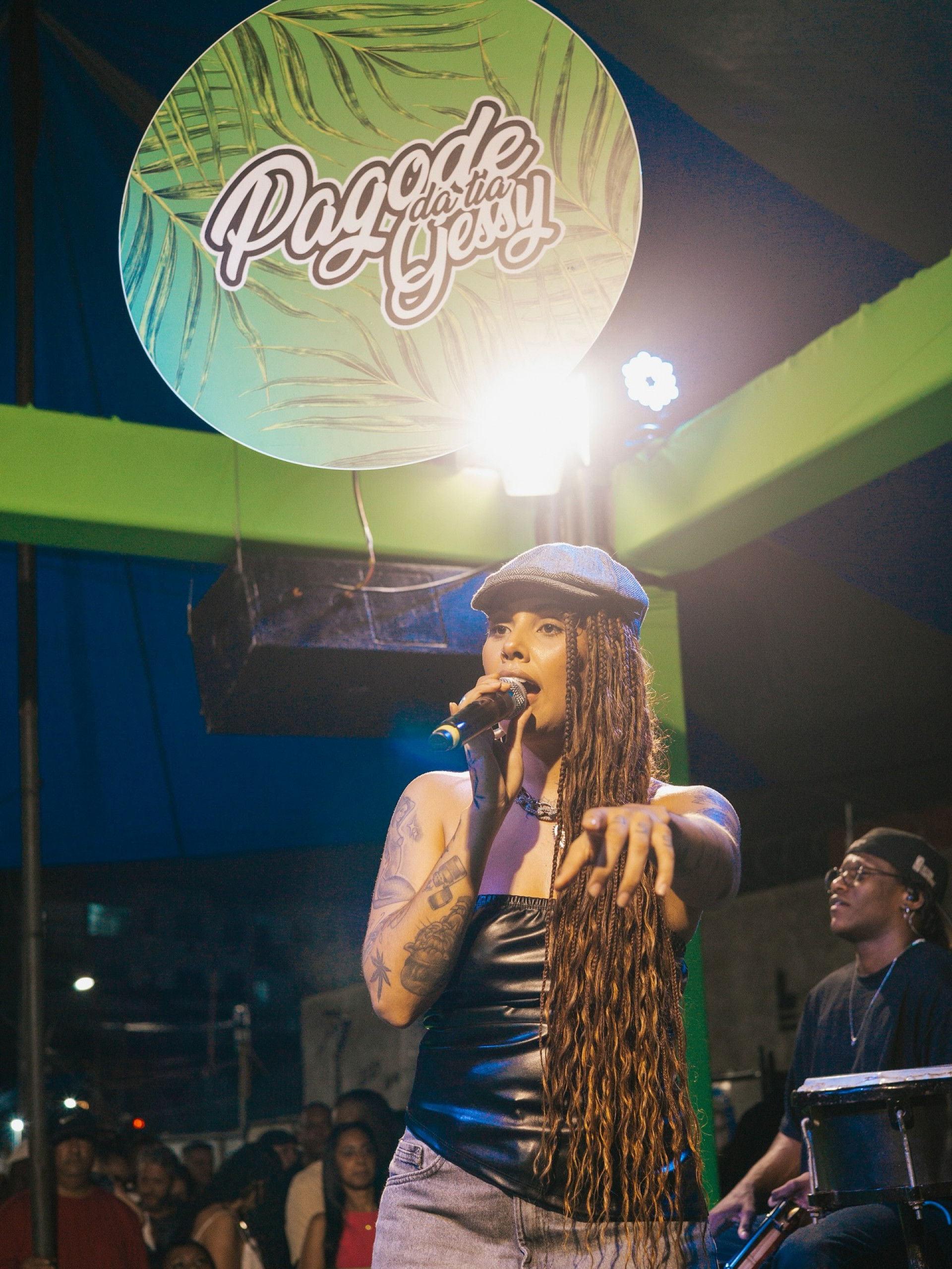 Amanda Amando no Pagode da Tia Gessy - Reprodução Instagram