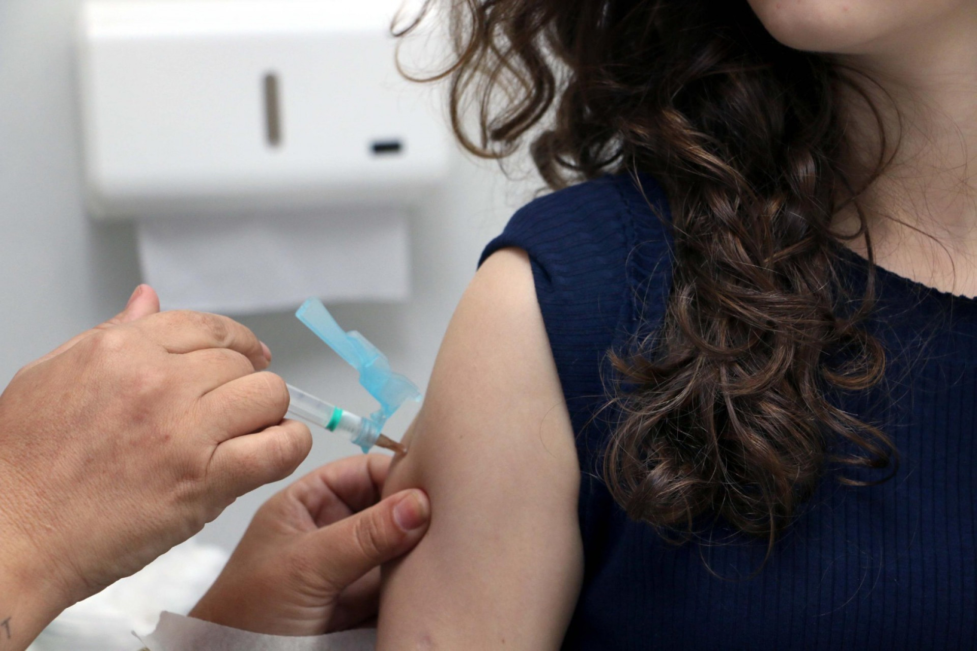 Barra Mansa intensifica campanha de vacinação contra o HPV para jovens e públicos especiais