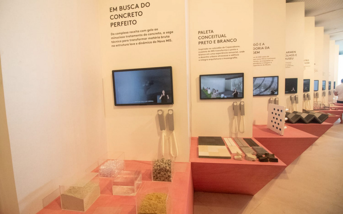 Primeira exposição temporária do espaço aberto ao público do museu da imagem e do som localizado em Copacabana, a zona sul do Rio de Janeiro na tarde dessa sexta-feira (08)
 - Erica Martin/O DIA