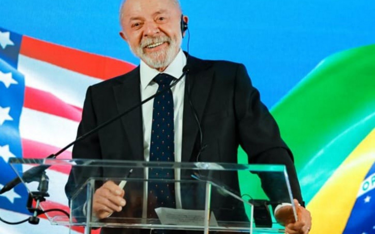 Presidente Lula (PT) assina decretos que endurecem a fiscalização e a punição sobre redes sociais no Brasil