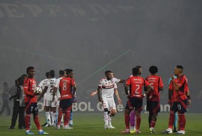 Flamengo mantém planejamento e viaja para Porto Alegre de madrugada