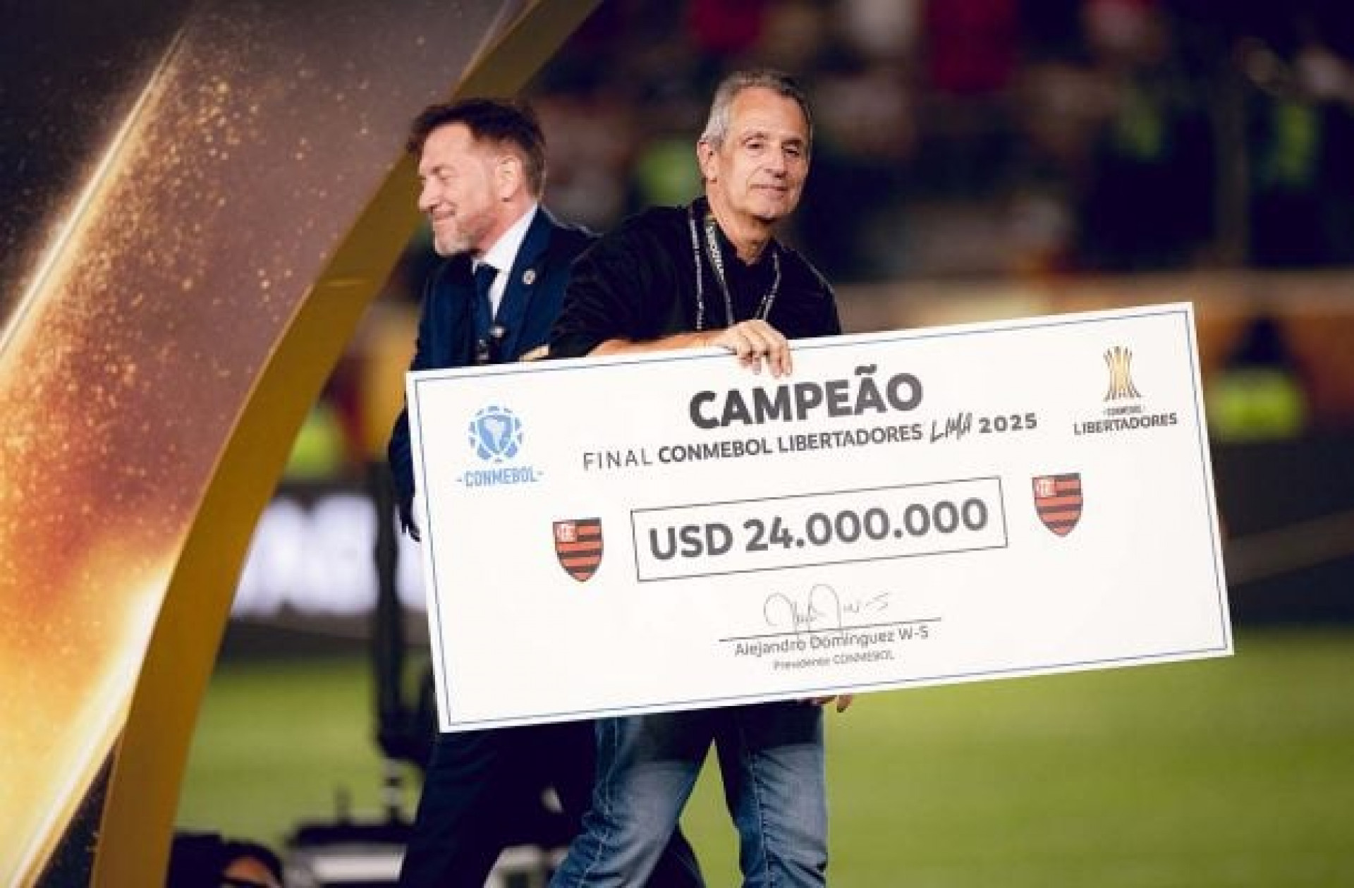 Flamengo sobra e faturamento do futebol brasileiro bate recordes em 2025
