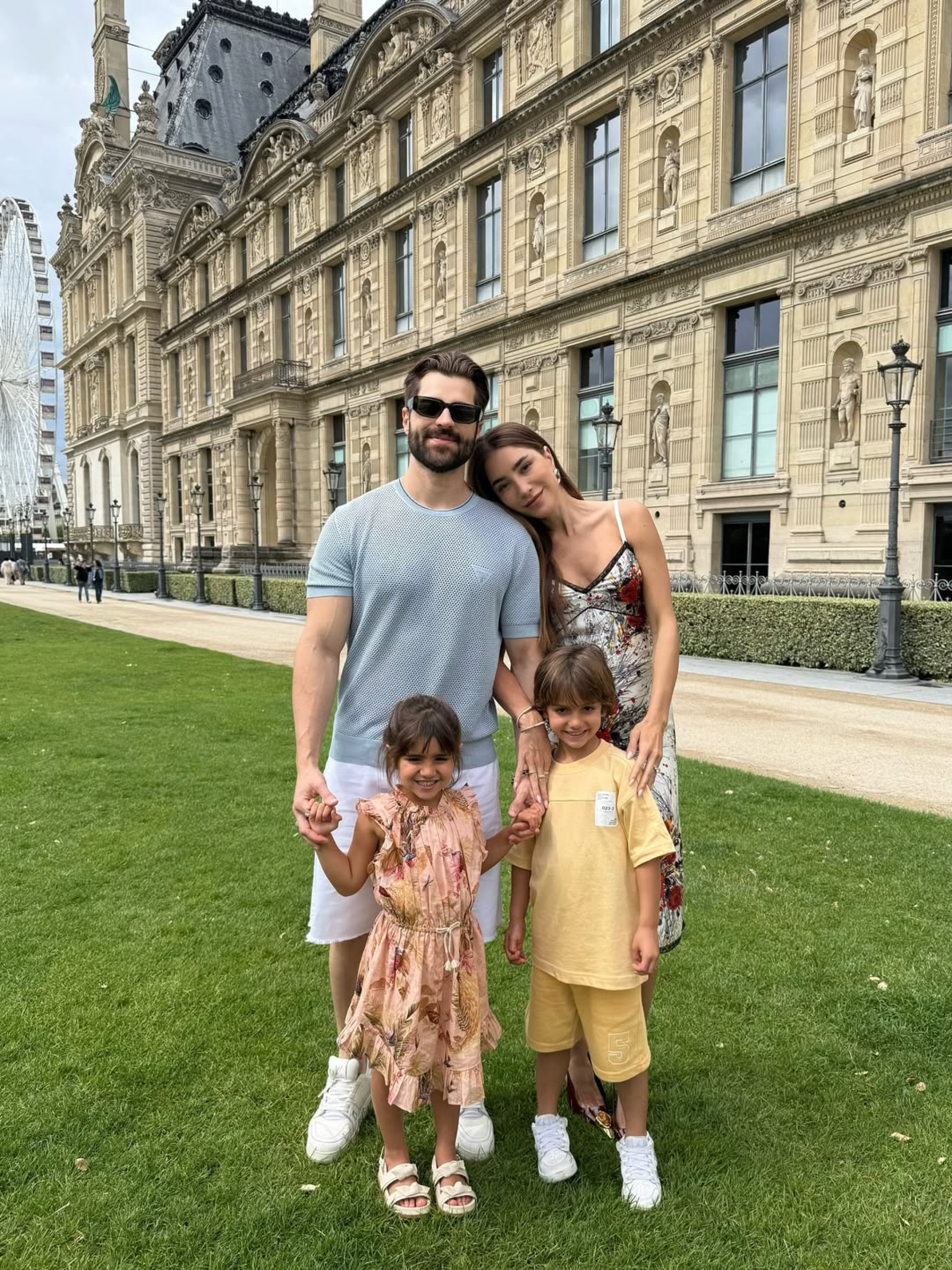 Alok e Romana Novais são pais de Ravi e Raika  - Reprodução/Instagram 
