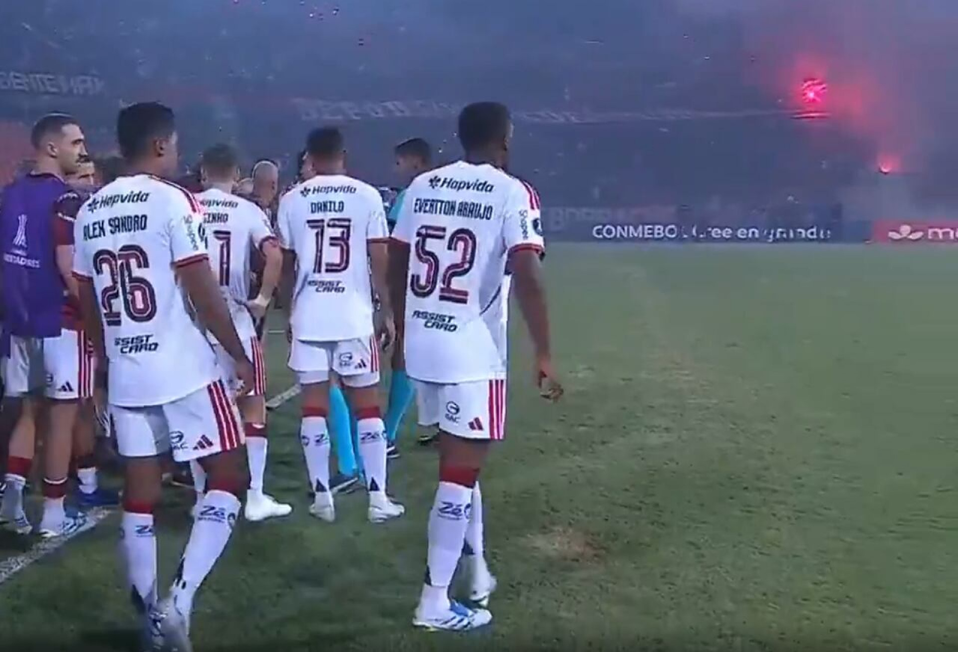 Independiente Medell&iacute;n pede desculpas &agrave; torcida do Flamengo por confus&atilde;o