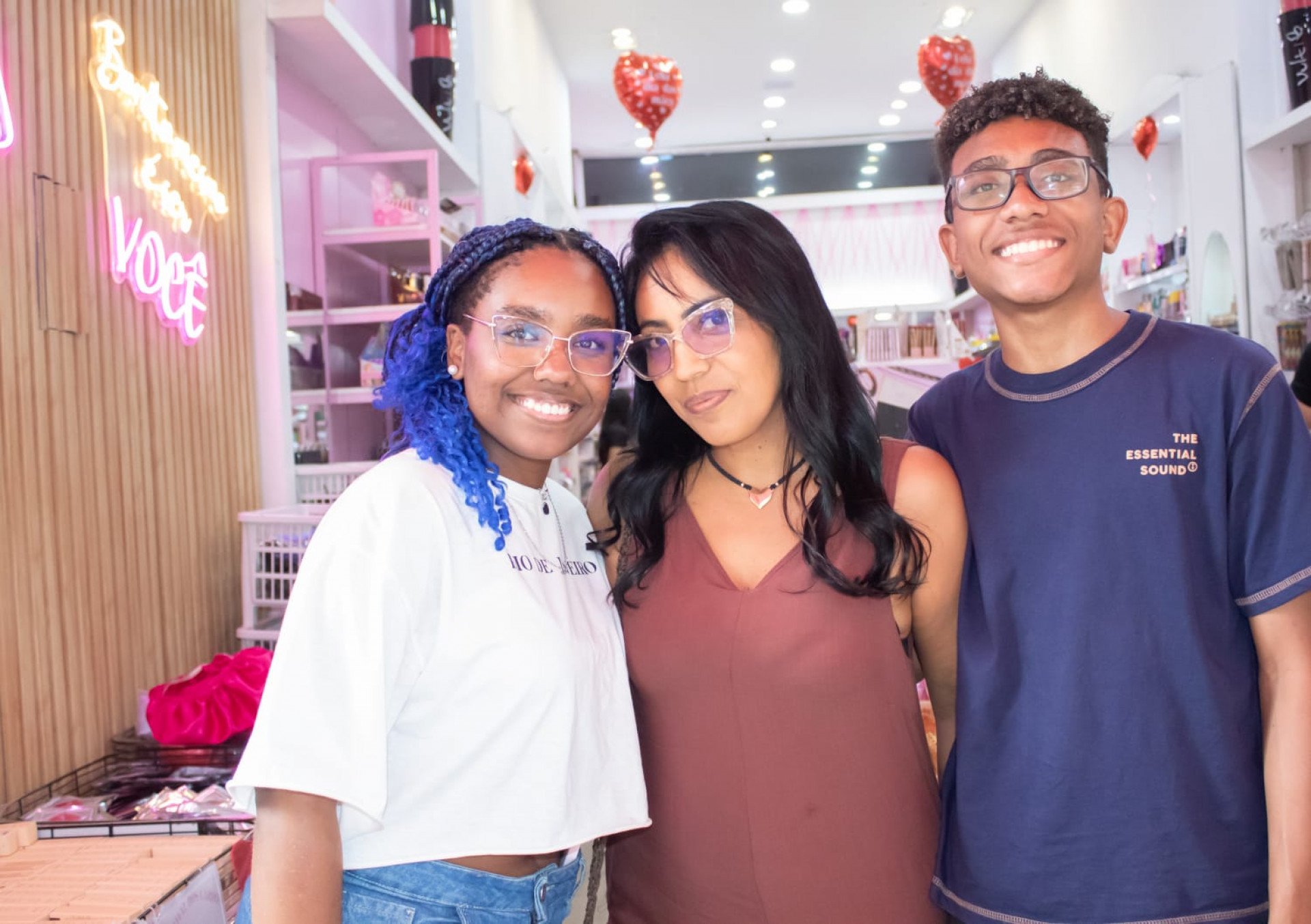 Márcia Moraes foi às compras com os filhos - Érica Martin / Agência O Dia