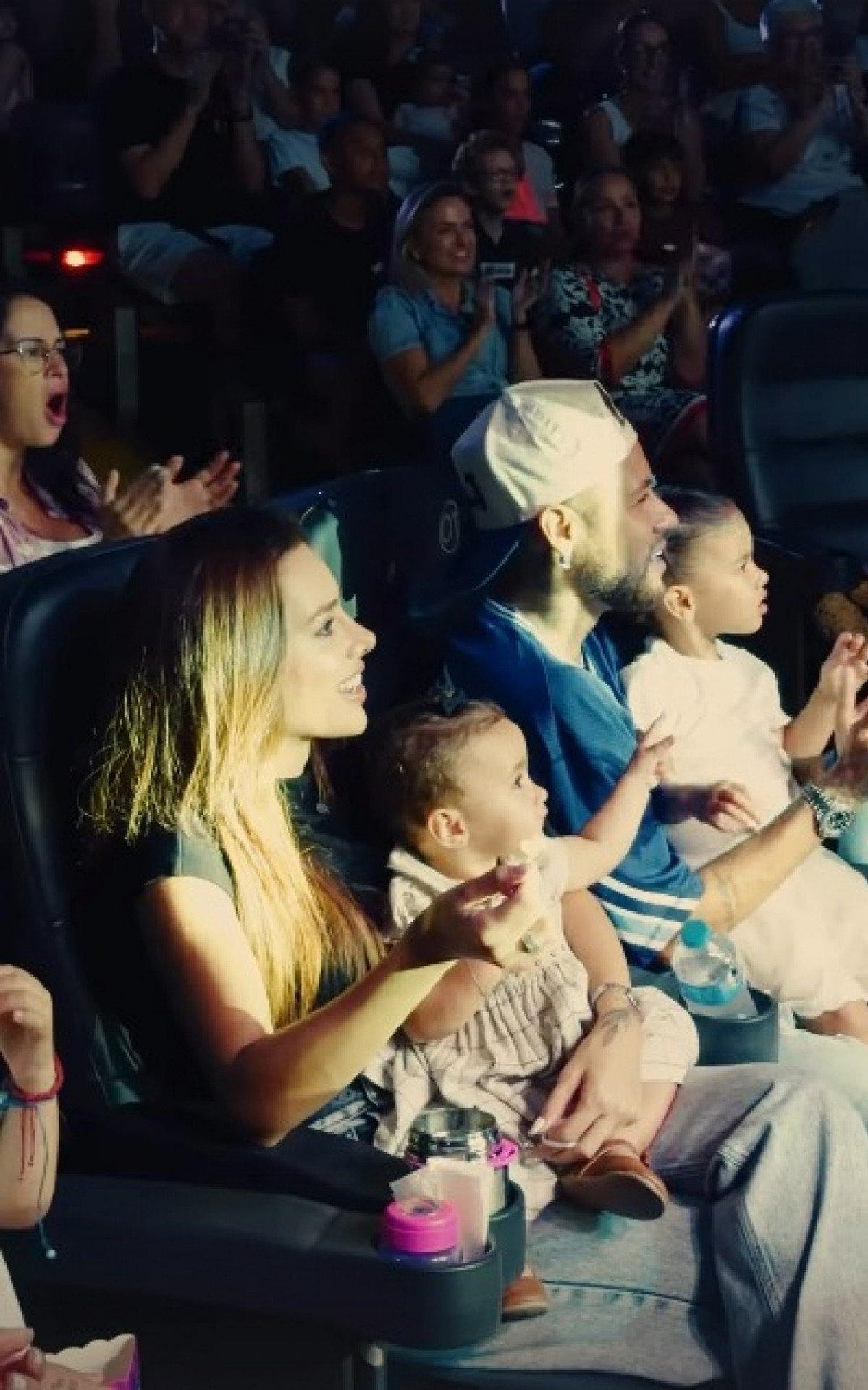 Neymar no circo com a família