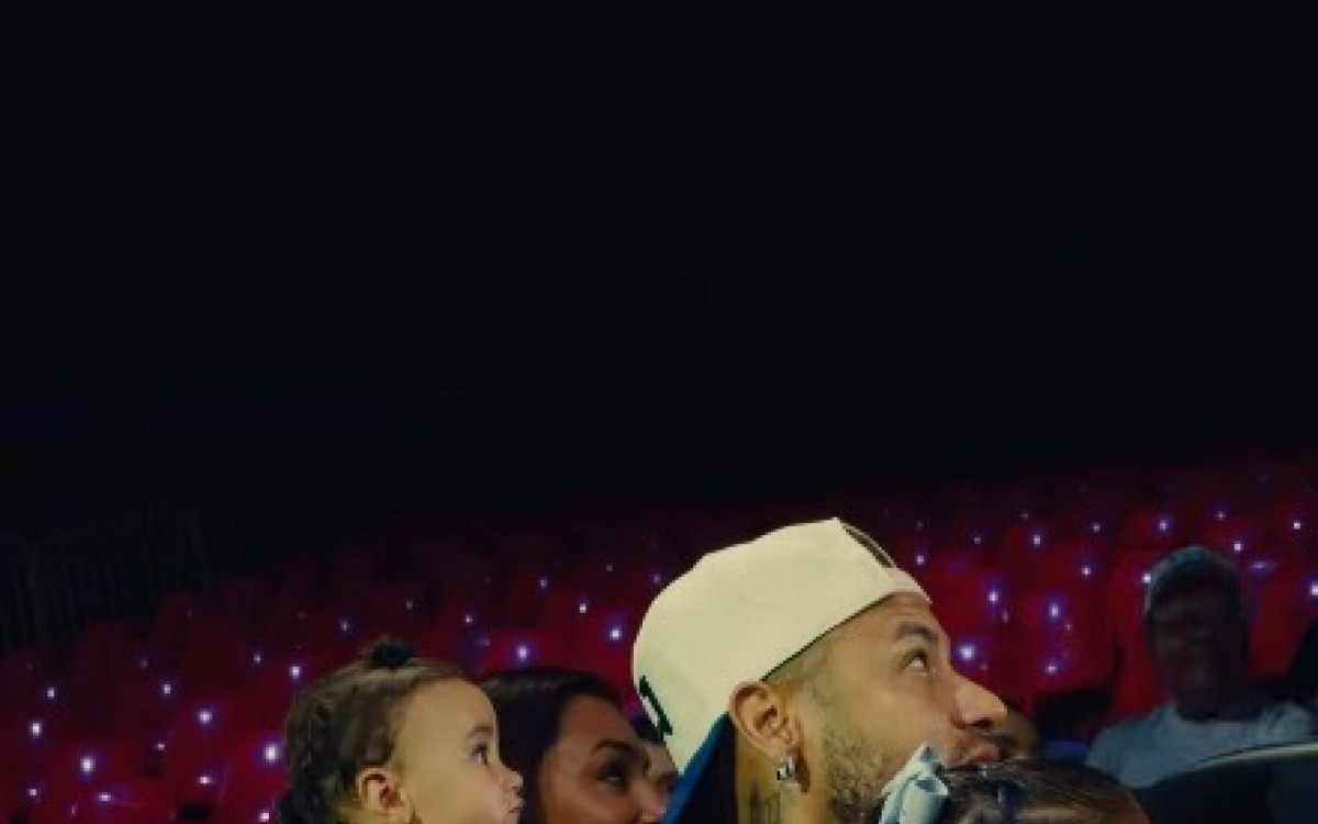 Neymar no circo com a família - Reprodução