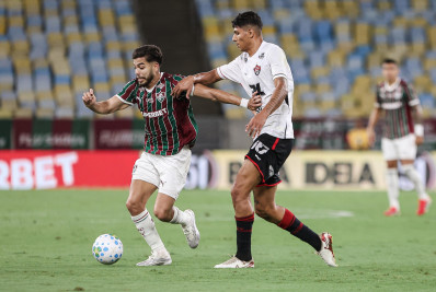 Com gol na reta final, Fluminense arranca empate com o Vitória