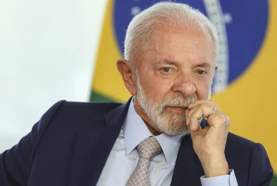 Lula veta lei que reconhece estágio como experiência profissional