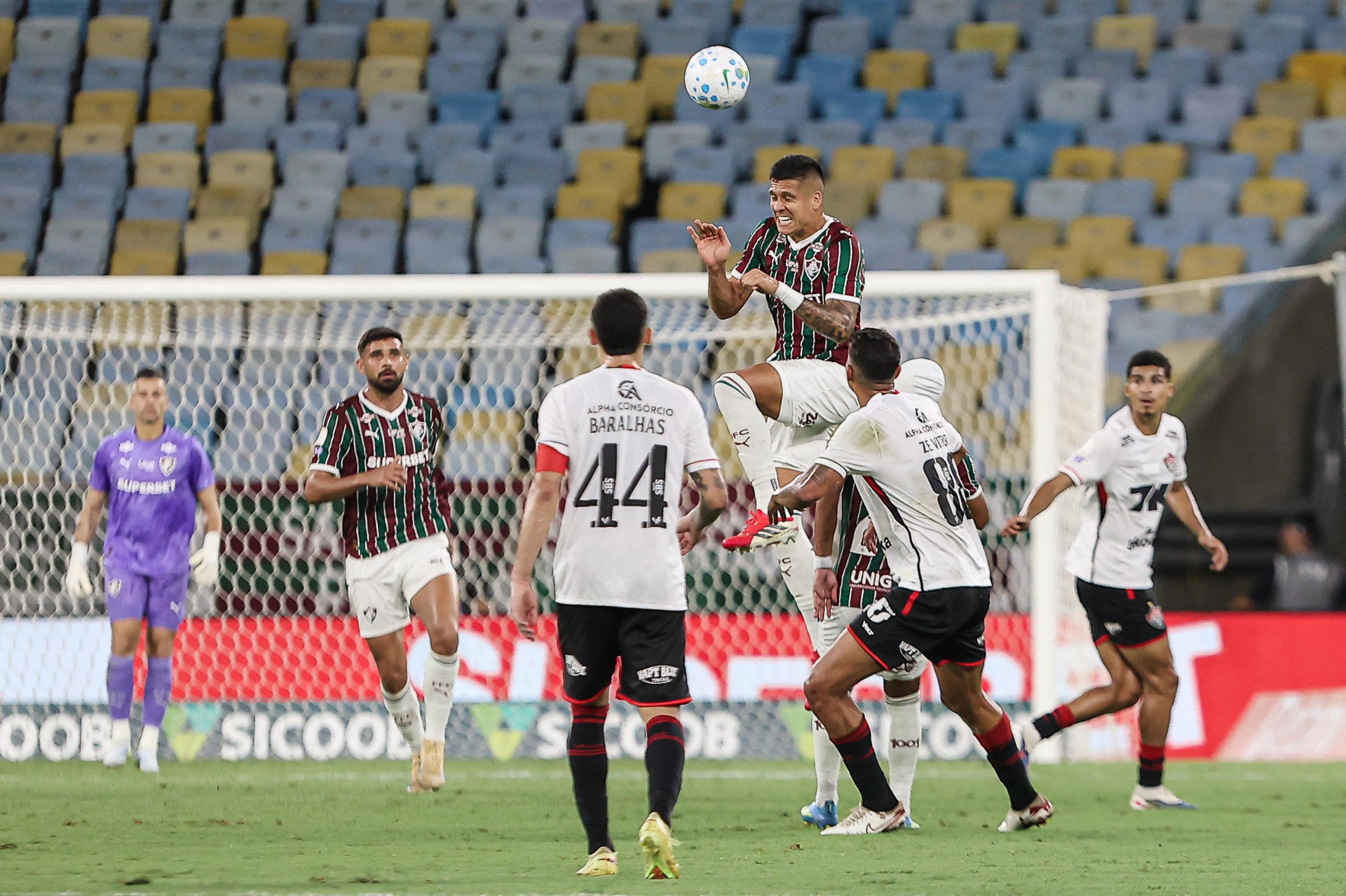 Rio de Janeiro, Brasil - 09/05/2026 - Estádio Maracanã.   
Fluminense enfrenta o Vitória esta noite no Maracanã pela 15ª rodada do Campeonato Brasileiro 2026. - Lucas Merçon/Fluminense