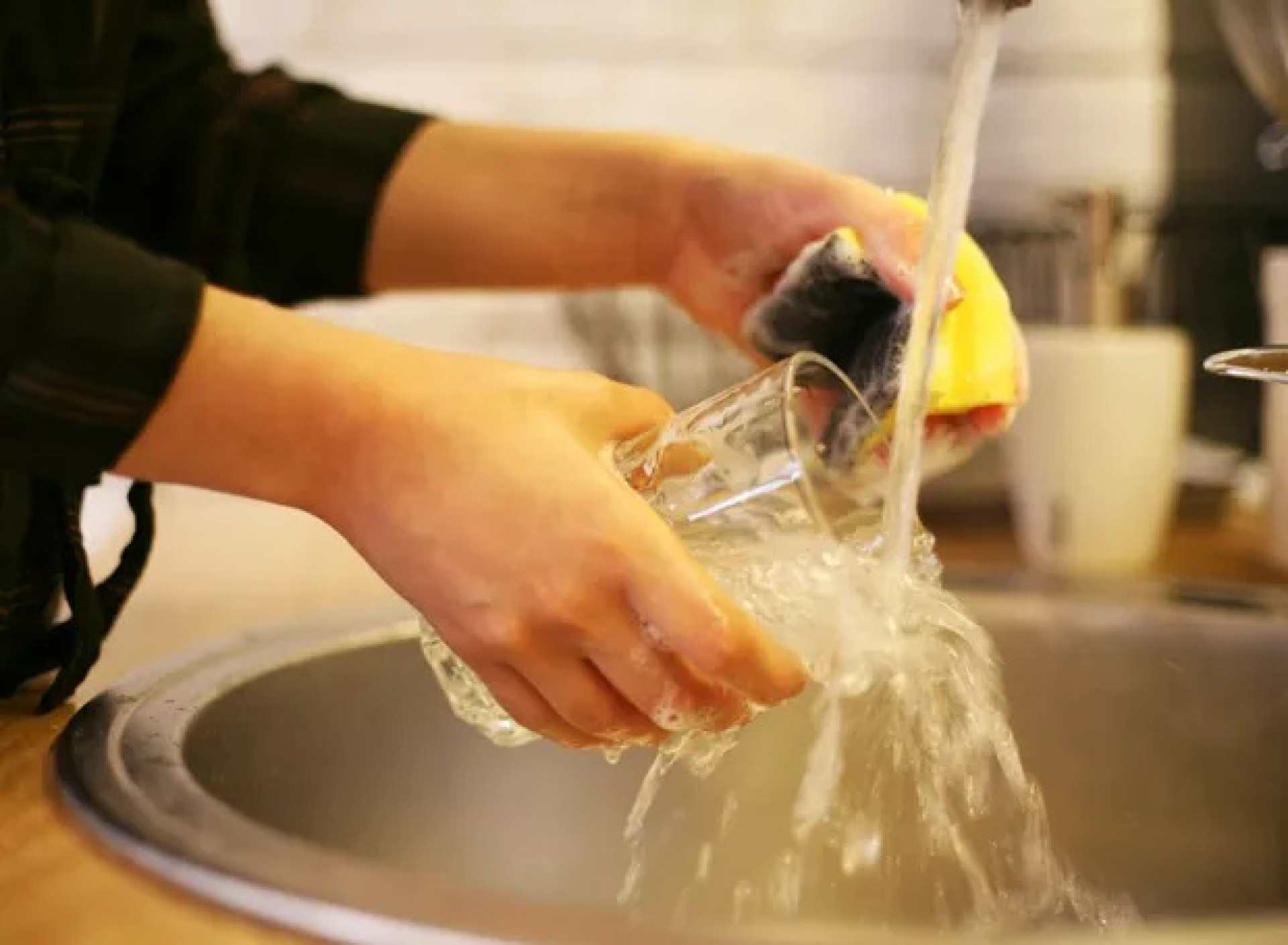 Procon orienta consumidores sobre recolhimento de produtos Ypê e Atol