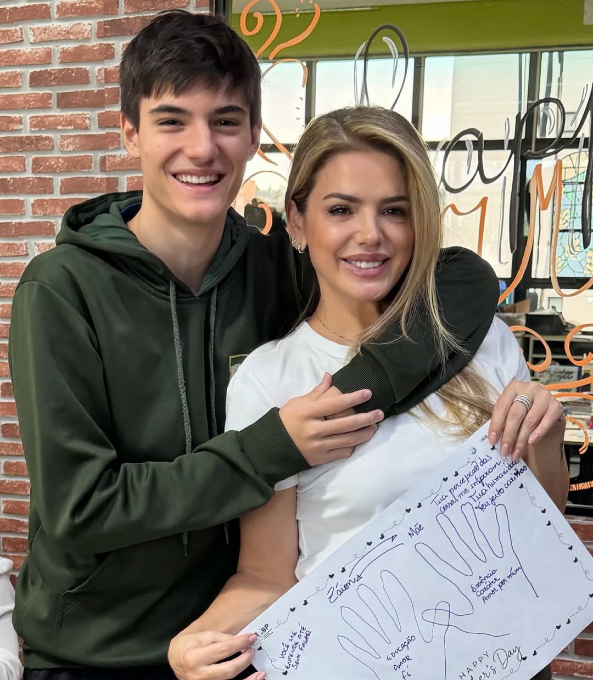 Mari Alexandre recebe homenagem do filho com F&aacute;bio Jr. - Reprodu&ccedil;&atilde;o / Instagram