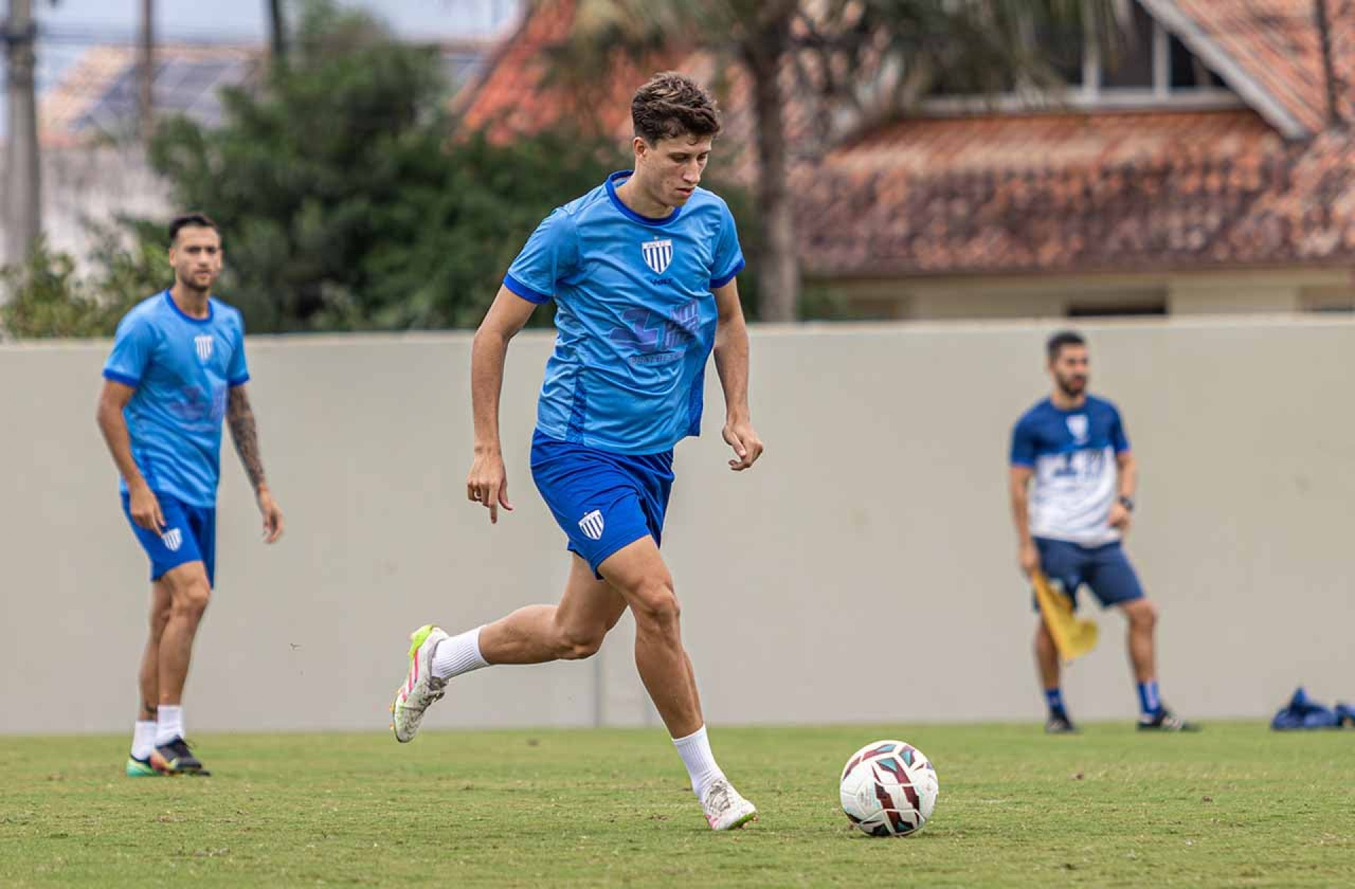 Ava&iacute; x Fortaleza: onde assistir, escala&ccedil;&otilde;es e arbitragem