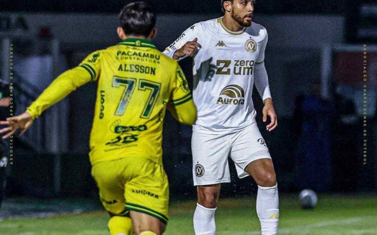 Mirassol e Chapecoense empatam no duelo dos desesperados no Z4