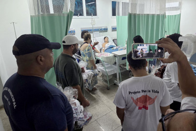 Corrente de carinho emociona mães no Hospital Público de Macaé no Dia das Mães