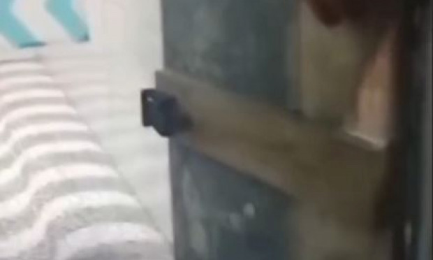 Agentes descobrem passagem secreta em presídio para detentos terem relações sexuais