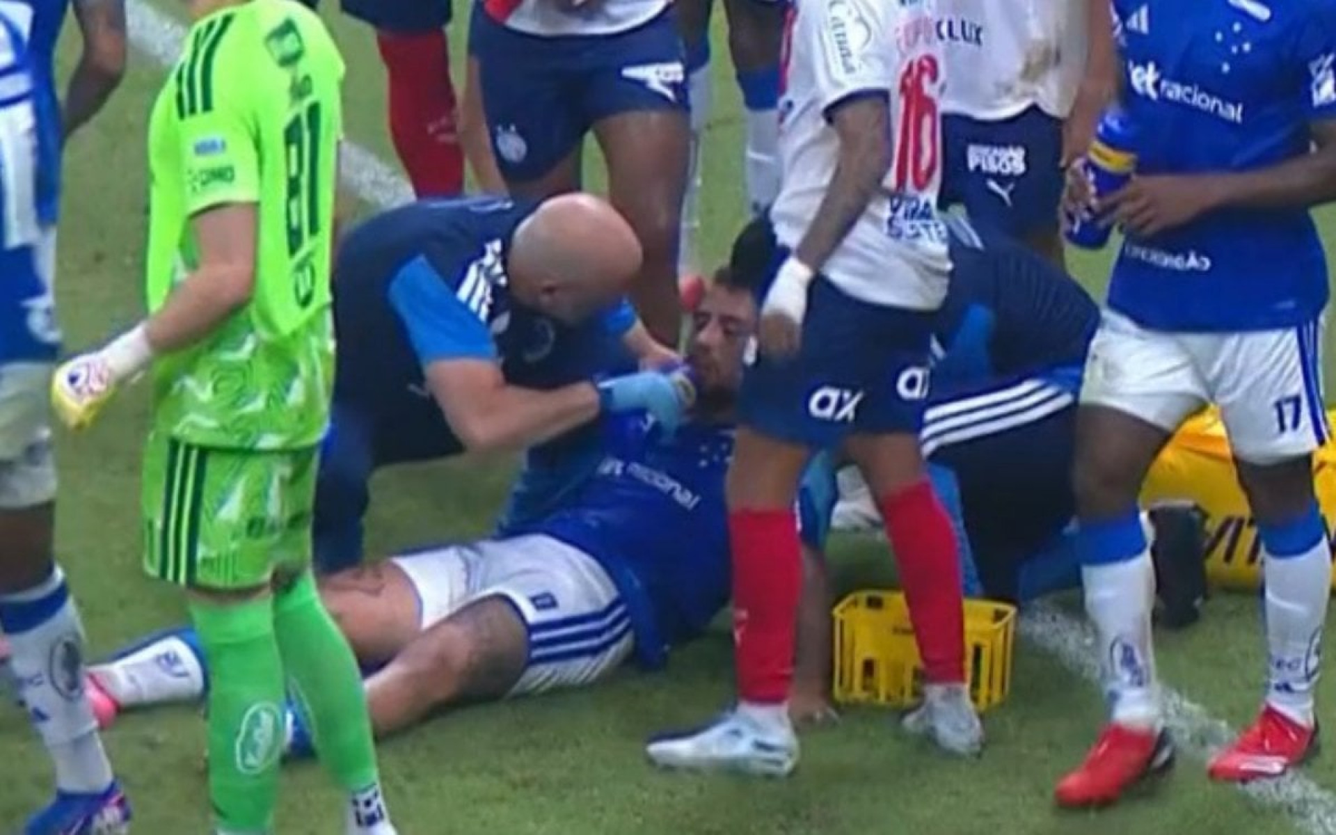Matheus Henrique critica &aacute;rbitro de Bahia x Cruzeiro e manda recado para CBF