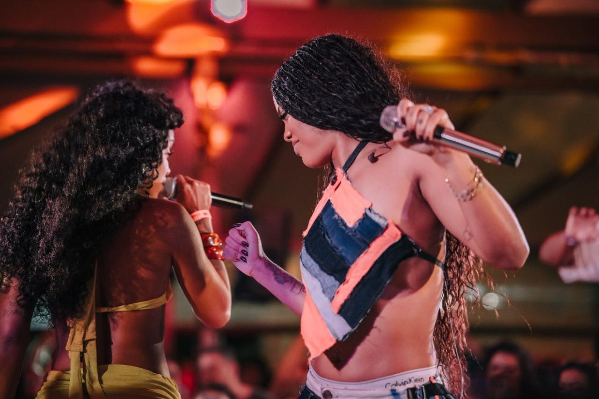 Marvvila recebe MC Rebecca em show - Divulgação