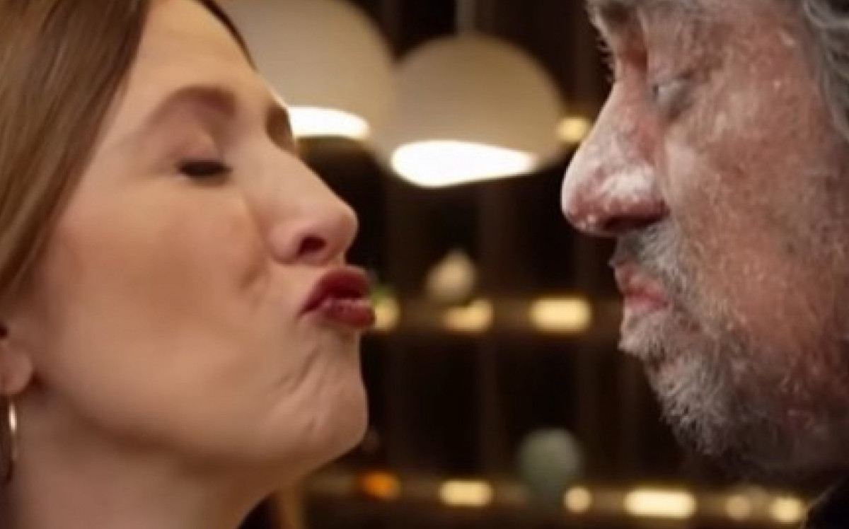Dani Calabresa e Marcelo Adnet dão quase beijo em cena