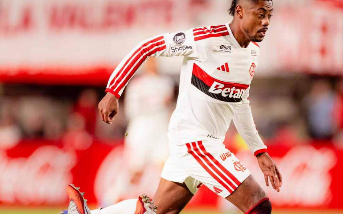 Conselho do Flamengo aprova uniformes para 2027; saiba detalhes
