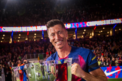 Lewandowski fala em tom de despedida do Barcelona mas faz mistério sobre futuro