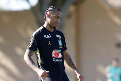 João Pedro rejeita comparações com Ronaldo e exalta gestão de Ancelotti na Seleção