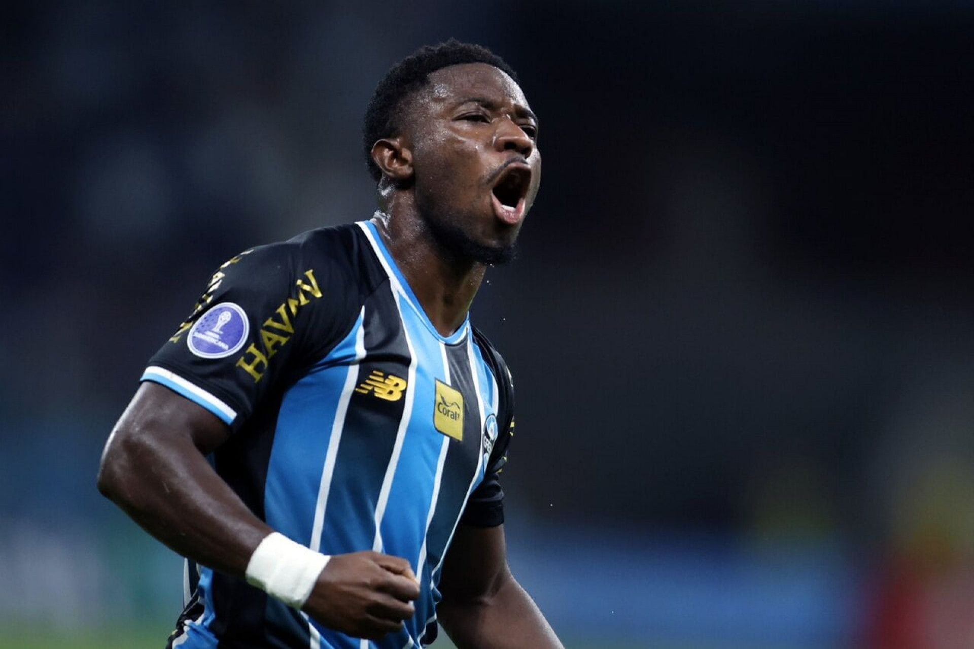 Gr&ecirc;mio n&atilde;o libera Amuzu para disputar amistoso por Gana