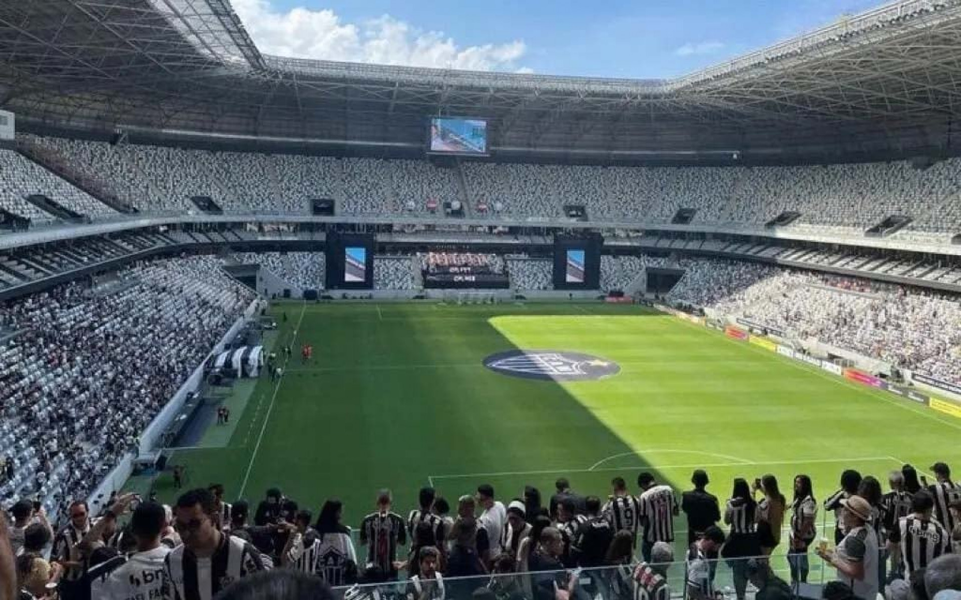 Atl&eacute;tico convoca Conselho para aprovar aporte e analisar balan&ccedil;o da SAF