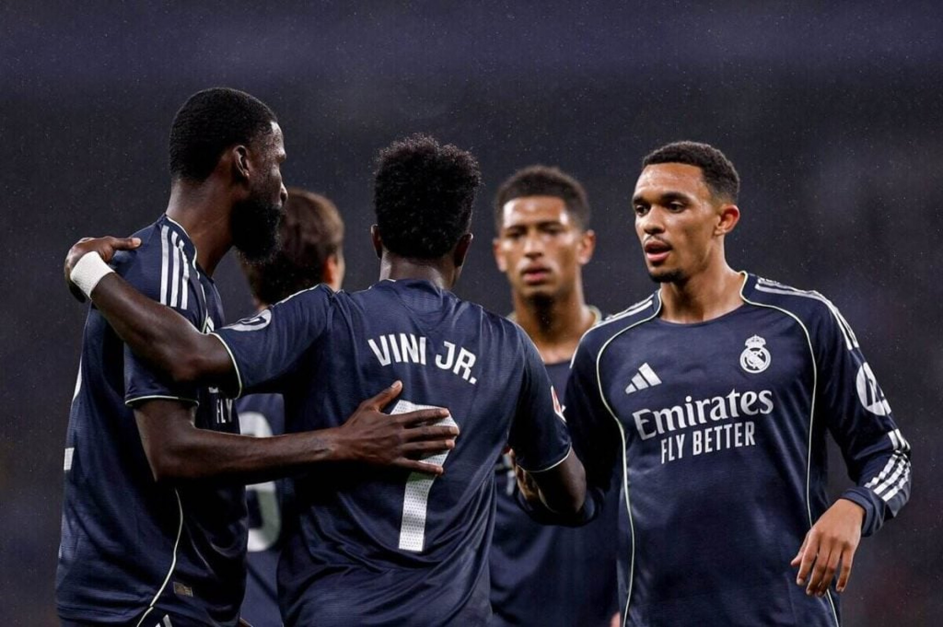 Real Madrid planeja at&eacute; quatro refor&ccedil;os e conta com Endrick