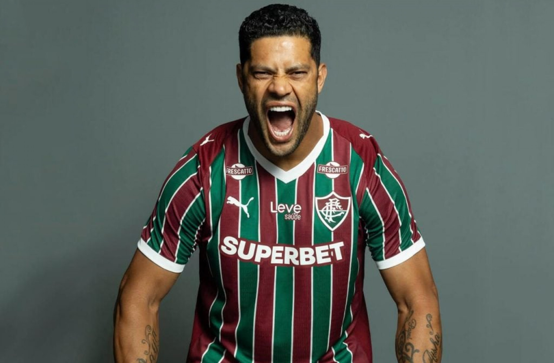 Hulk chega no Rio para defender o Fluminense: “Quero fazer hist&oacute;ria”